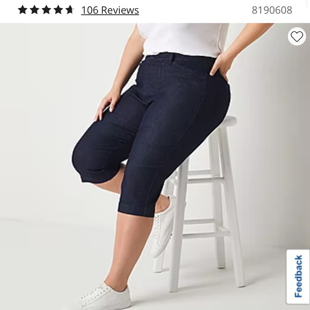 NWOT - St. John’s Bay Denim Capri Pants